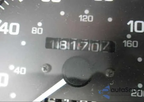 1996 Nissan Maxima Gle/Gxe/Se z USA, uszkodzony, nr VIN JN1CA21DXTT135225